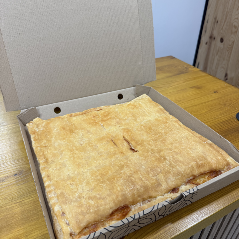Empanada de jamón y queso